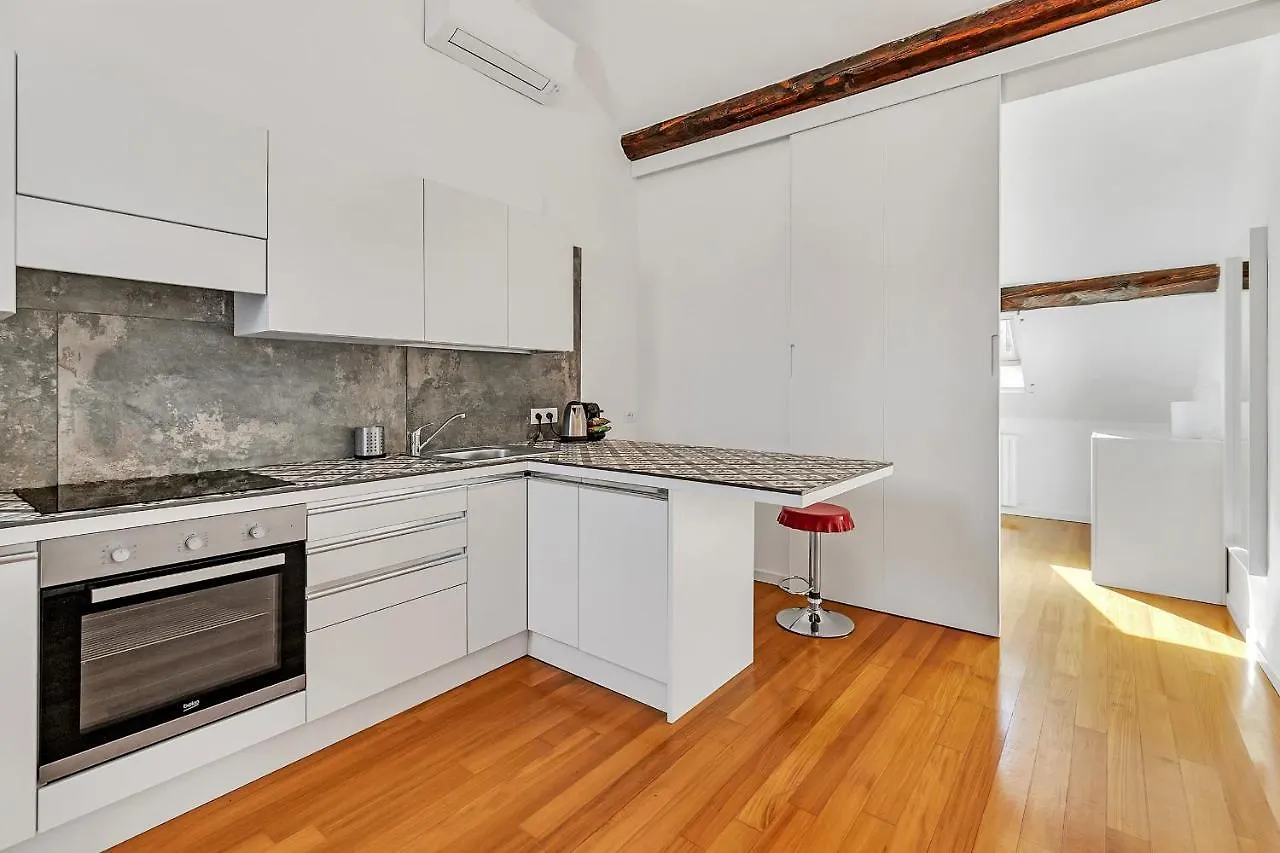 Cosmopolitan Apartment Milan 0*,