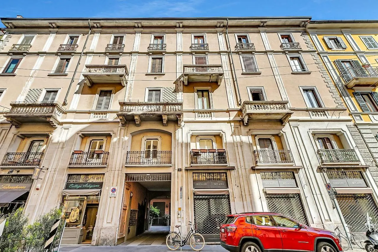 Cosmopolitan Apartment Milan